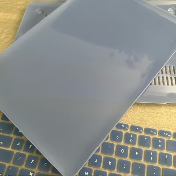 LIGHT Blue Apple 13 inch Set - Picture 4 of 4